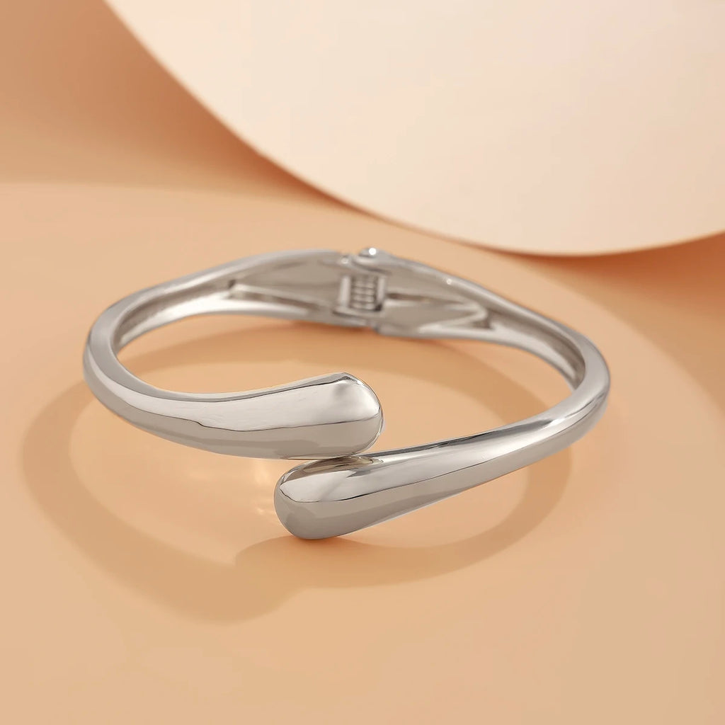 Elegant Gold Bangle